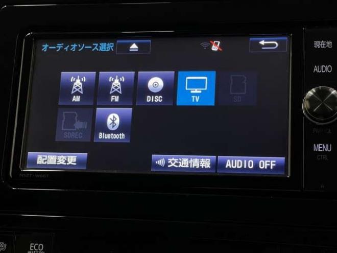 プリウス1.8 A E-Four 4WD　ナビ　フルセグ　Bluetooth　バックカメラ 1800