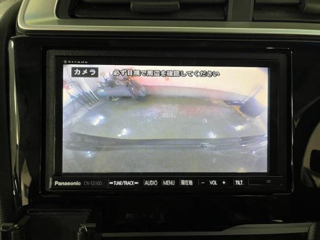 フィット１３Ｇ　Ｌパッケージ　コンフォートビューＰＫＧ　ワンオーナー　禁煙車　ＷＡＫＯＳバリアスコーティング済　社外１５インチＡＷ　スタッドレスタイヤ付　ストラーダナビ（フルセグ地デジ　ＤＶＤ再生　Ｂｌｕｅｔｏｏｔｈオーディオ対応）＋バックカメラ　ＰＵＳＨスタート　スマートキー　ミラーヒーター　フロントガラス熱線　アイドリングストップ　盗難防止装置　横滑り防止装置 4WD 1300 5Dr