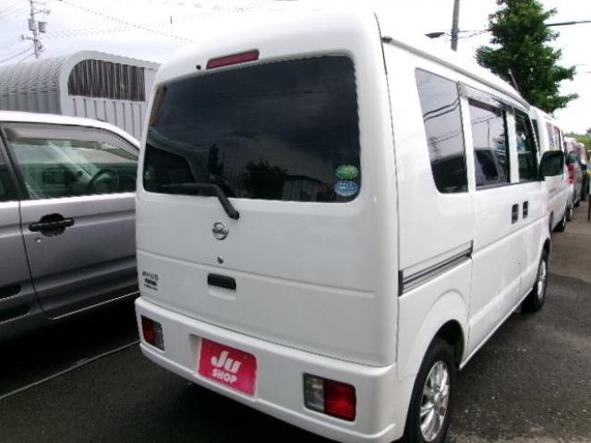 NV100クリッパーDX 4WD 660 5Dr