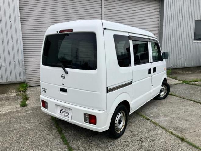 NV100クリッパーDXハイルーフ 4WD 660 5Dr