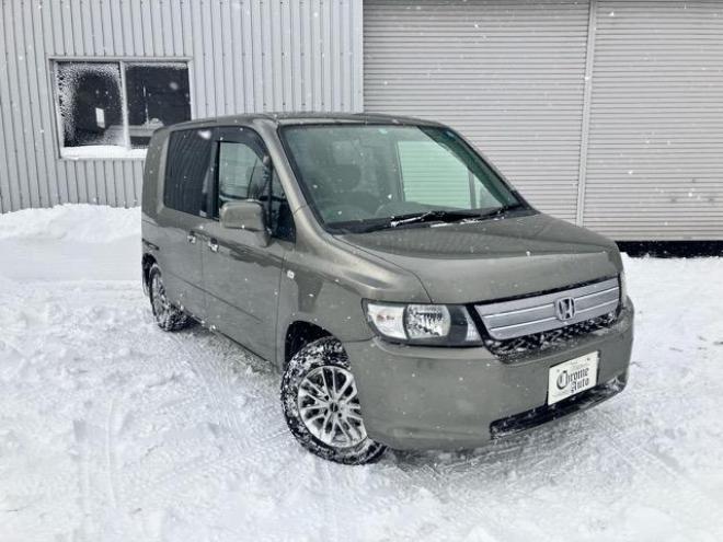 モビリオスパイクAU 4WD 1500 ５Dr