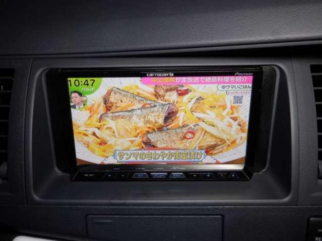 アイシス1.8 プラタナ Vセレクション ホワイト インテリア パッケージ 4WD　ナビ・TV・Bluetooth・両側電動・寒冷地 1800