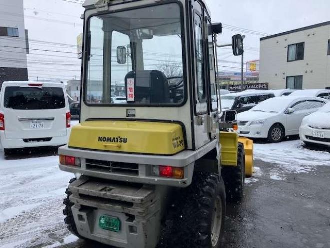 ホイールローダコマツ WA30-5　稼働3577アワー　スパイクタイヤ　ヒーター 4WD 1429