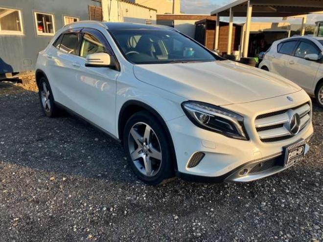 ベンツGLAクラス GLA250 4マチック 4WD　 正規輸入車 2000