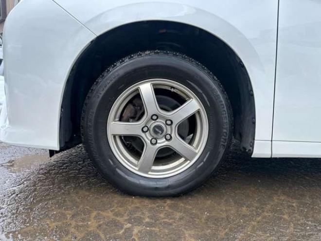 アルファードハイブリッド 2.5 X E-Four 4WD　社外ナビ/Bカメラ/ETC/後席モニタ/禁煙車 2500