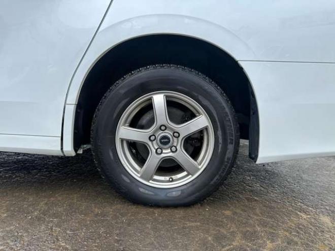 アルファードハイブリッド 2.5 X E-Four 4WD　社外ナビ/Bカメラ/ETC/後席モニタ/禁煙車 2500