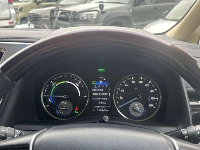アルファードハイブリッド 2.5 X E-Four 4WD　社外ナビ/Bカメラ/ETC/後席モニタ/禁煙車 2500