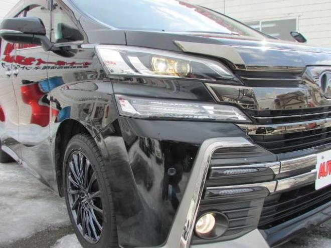 ヴェルファイア2.5 Z Aエディション ゴールデンアイズ 4WD　両側パワスラ 電動バックドア 9インチナビ 2500