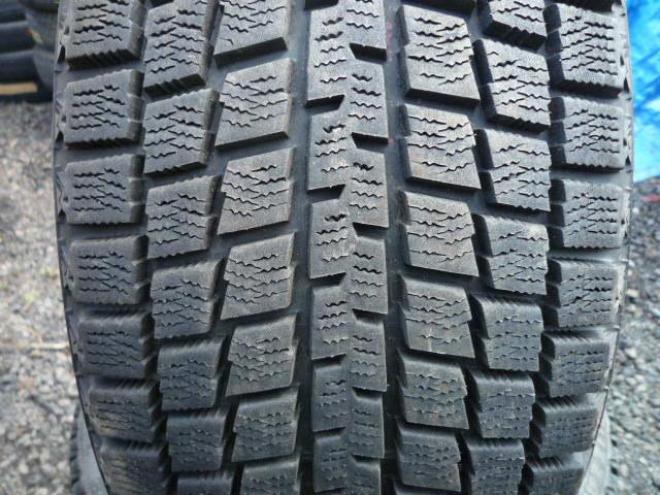 中古冬タイヤ 215/45-17 BS MZ03