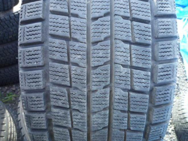 中古冬タイヤ 215/45-17 DL DSX