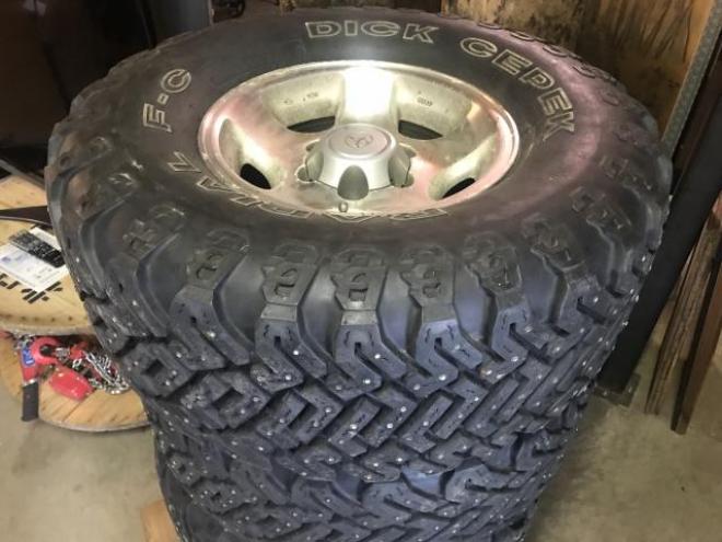 スパイクタイヤ DICK CEPEK LT345/65R16　4本セット