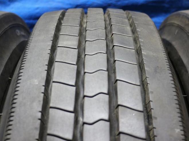 夏 225/80R17.5 123/122L DUNLOP