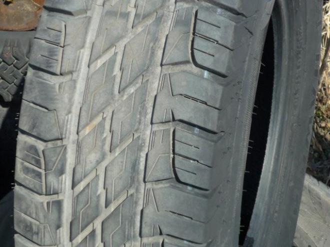 235/70R15 中古夏タイヤ　235/70/15