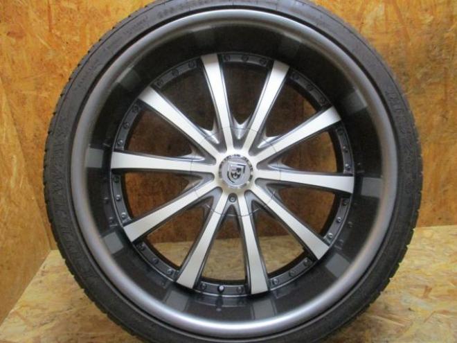 レグザーニ　LSS10（カスタム塗装）24×10J（+15）5H-120/　295/30R24（オマケタイヤ）