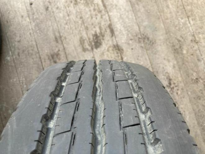 YOKOHAMA 205/70R16 111/109L LT 12PR 6本