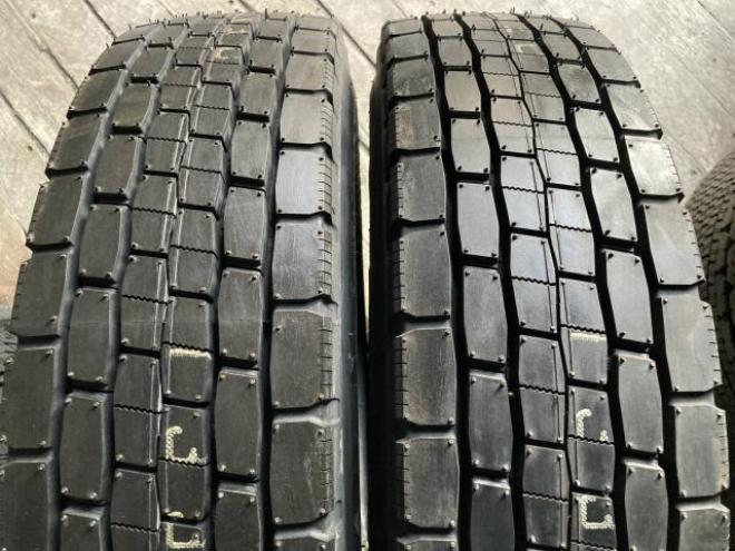 DUNLOP SP680 MIX 225/80R17.5 123/122L 2本