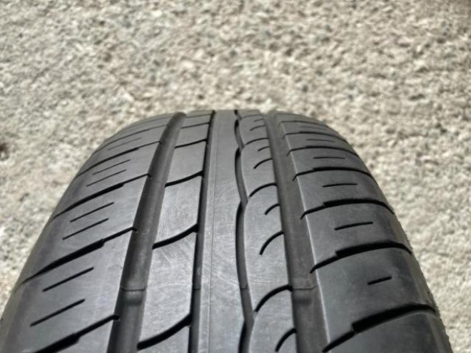 DUNLOP 175/65R15 4本