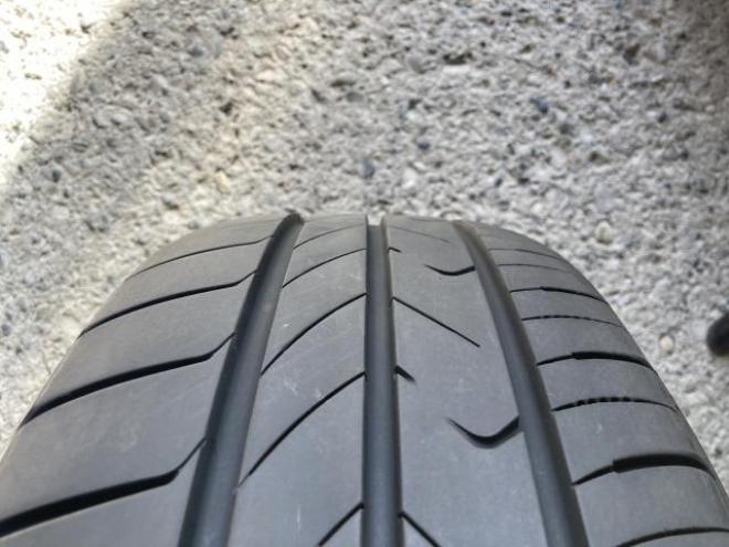 TOYO TIRE 215/60R17 4本