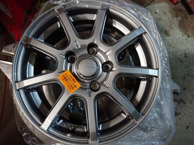 新品アルミホイール　GRASS SV 15×6J 5H 114.3PCD＋53 4本